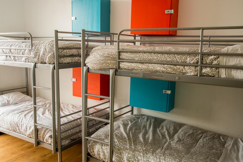 Wicked Hostels - Calgary Ngoại thất bức ảnh